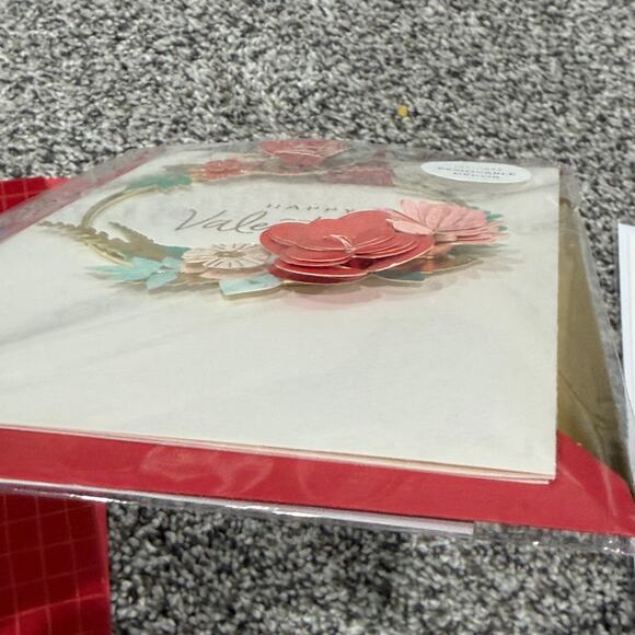 Hallmark Valentine's Day Bundle! Signature Heirloom Rhinestone Velvet Love Cards - Picture 4 of 12